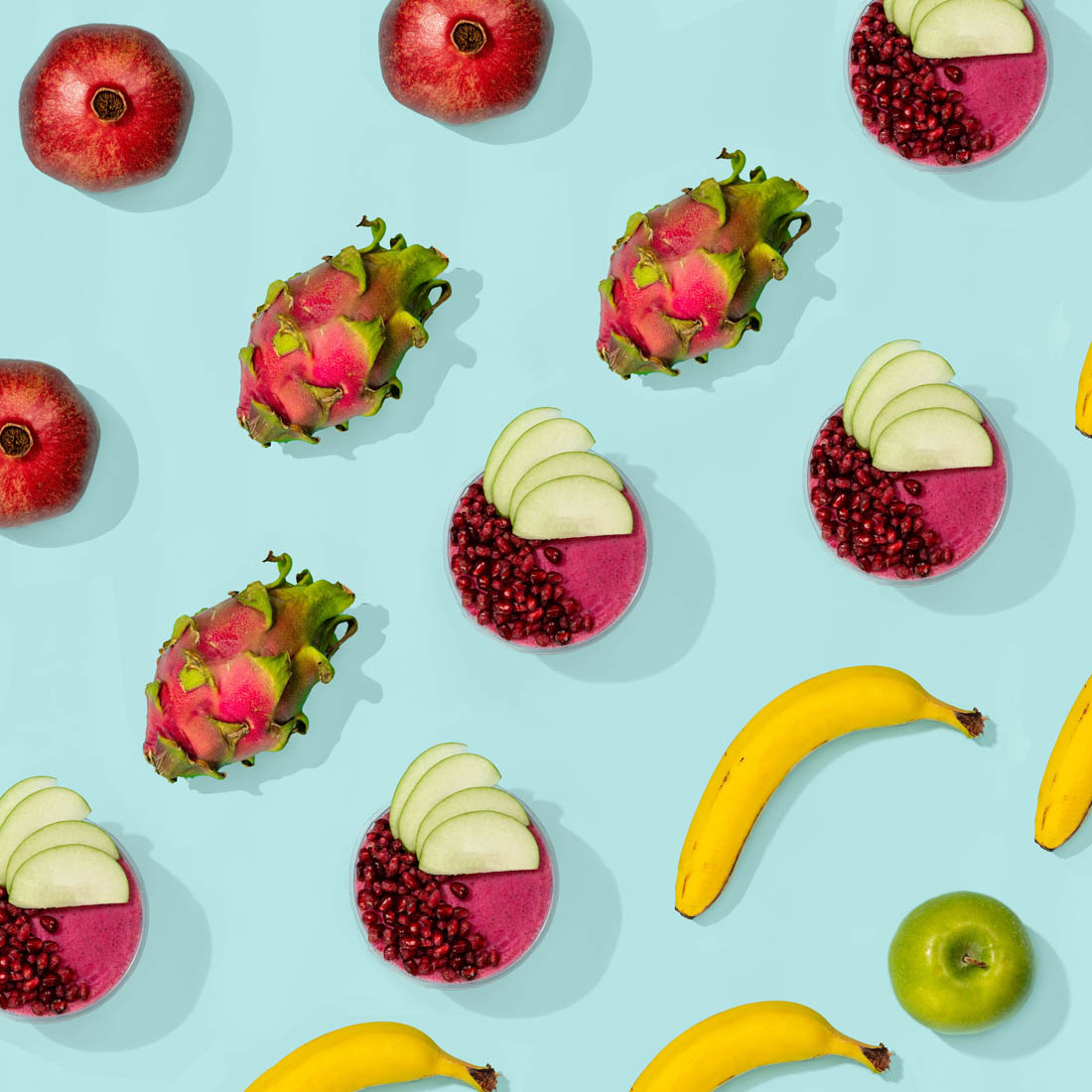 Nicely arranged dragon fruit, bananas, and acai bowls made by Rush Bowls and devlivered by our acai bowl catering in Bentonville, AR team.
